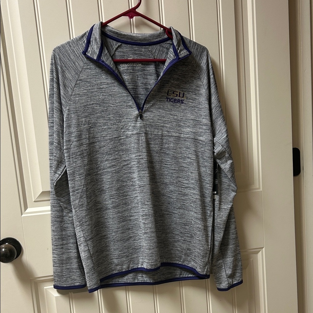 Colosseum LSU Tigers Heathered Gray Pullover